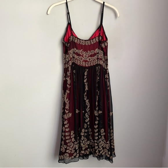 Adrianna Papell Burgundy, Black, & Gold Beaded Silk Cocktail Dress Size 4 - Picture 2 of 12